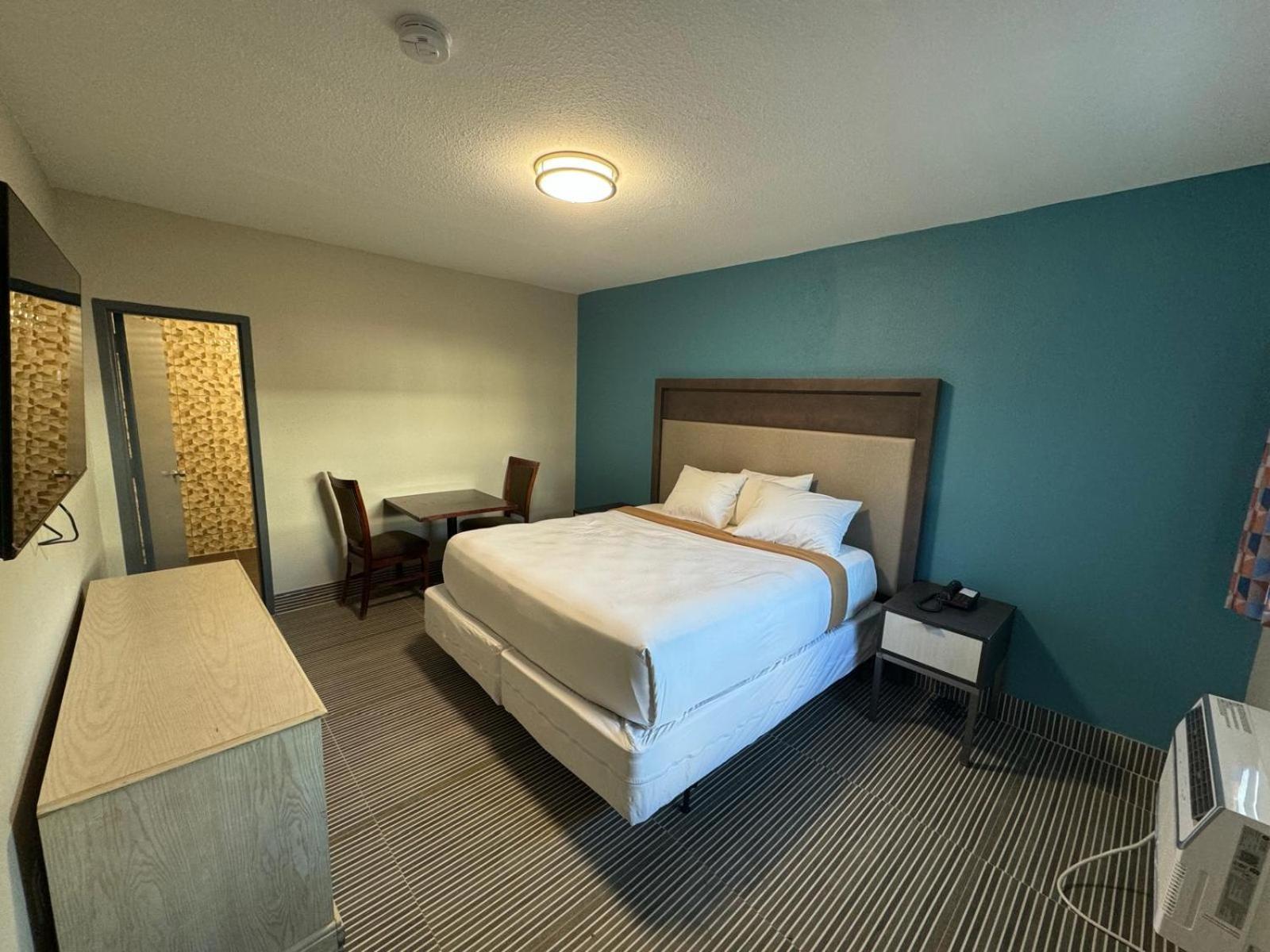Essence Express Elizabeth Ewr Airport Hotell Exteriör bild
